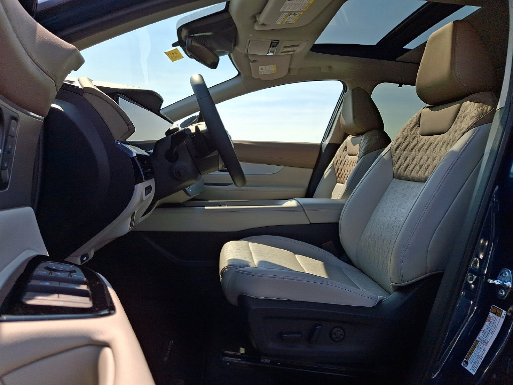 Certified 2026 Nissan Murano Platinum w/ Technology Package AWD/4WD image 14