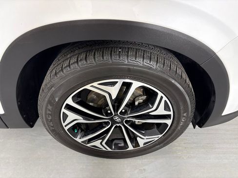 Used 2020 Hyundai Santa Fe Limited FWD image 10