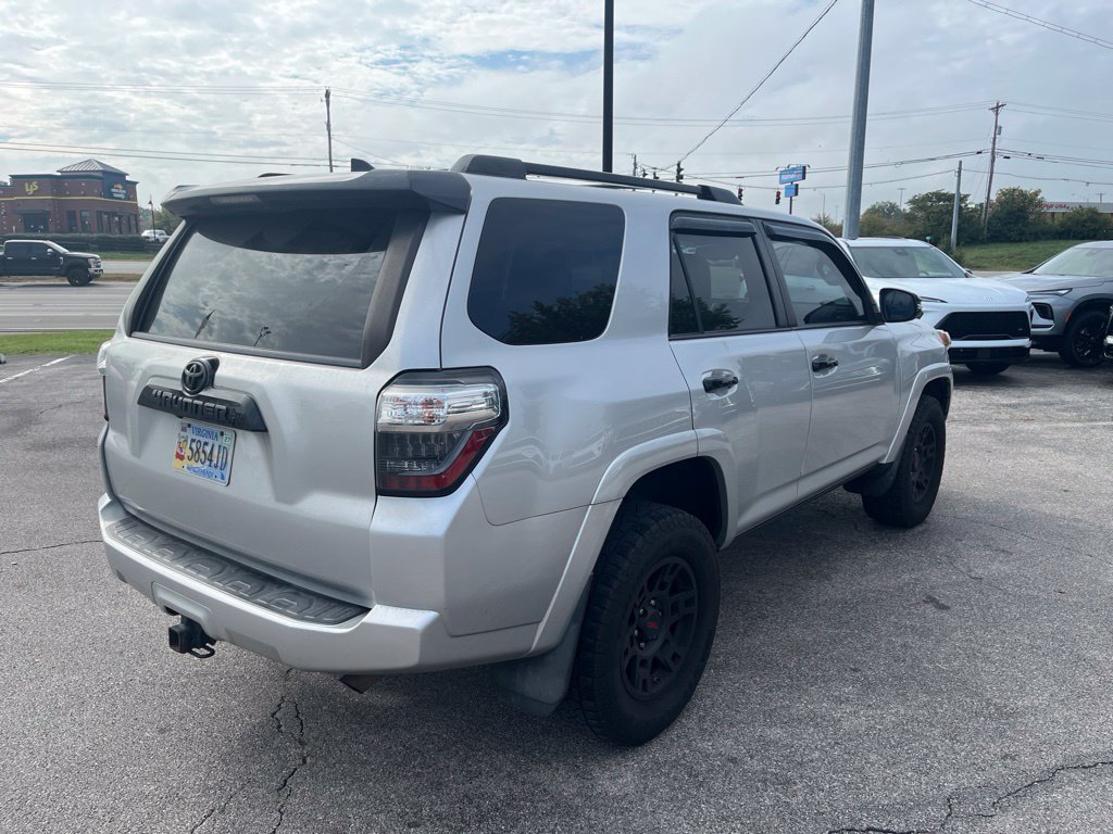 Used 2020 Toyota 4Runner Venture w/ Moonroof Package AWD/4WD image 3
