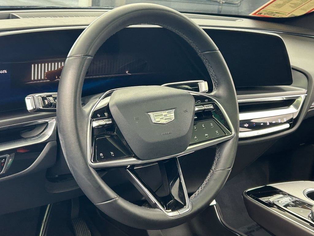 Used 2024 Cadillac Lyriq Tech RWD image 58