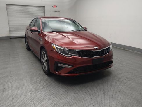 Used 2020 Kia Optima S FWD image 13