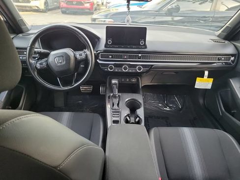 Used 2025 Honda Civic Sport image 9