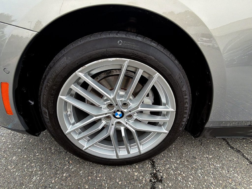 Used 2024 BMW 530i xDrive w/ Premium Package AWD/4WD image 16
