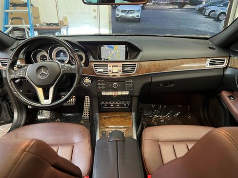 Used 2016 Mercedes-Benz E 350 4MATIC Sedan image 12