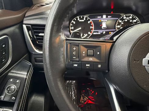 Used 2021 Nissan Rogue SL w/ Premium Package image 28