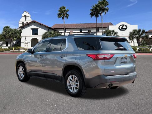 Used 2020 Chevrolet Traverse LT FWD image 4