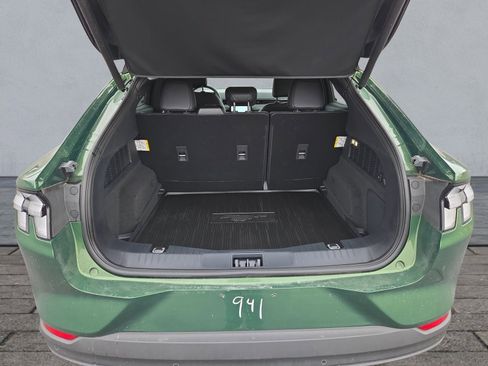 Certified 2025 Ford Mustang Mach-E Premium image 25