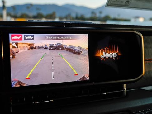 New 2026 Jeep Gladiator Rubicon AWD/4WD image 29