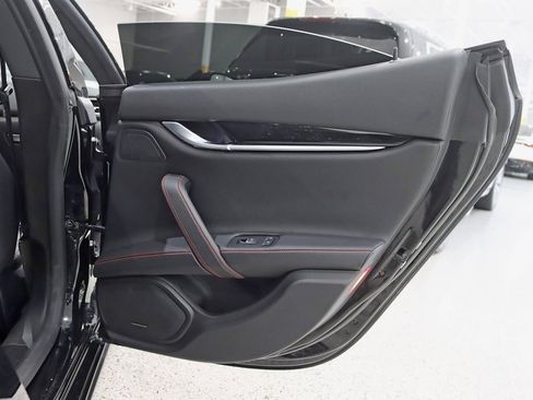 Used 2018 Maserati Ghibli S Q4 image 34