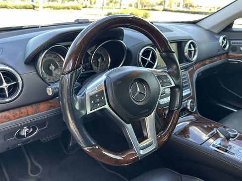 Used 2015 Mercedes-Benz SL 400 image 18