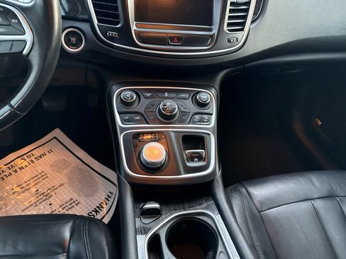 Used 2015 Chrysler 200 C w/ Navigation & Sound Group I image 18