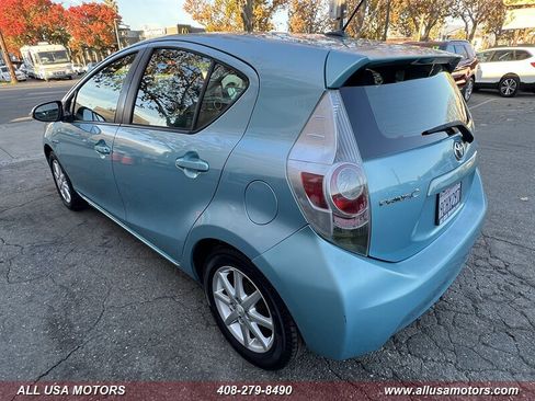 Used 2014 Toyota Prius C Four image 7