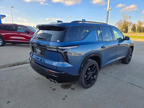 Used 2024 Chevrolet Traverse RS w/ LPO, Floor Liner Package AWD/4WD image 8