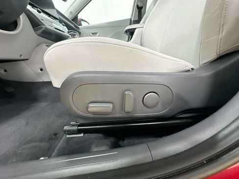 Used 2024 Hyundai Kona SEL AWD/4WD image 15