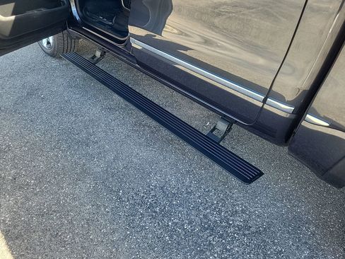 Used 2019 RAM 1500 Limited image 11