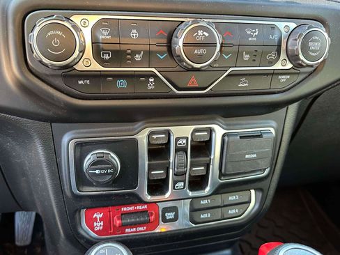 Used 2021 Jeep Wrangler Unlimited Rubicon 4xe w/ Steel Bumper Group image 26