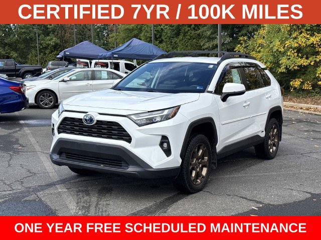 Used 2023 Toyota RAV4 AWD Hybrid image 5