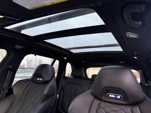 Used 2024 BMW X5 M Competition w/ Executive Package image 25