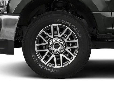 Used 2017 Ford F250 Lariat w/ Chrome Package image 11