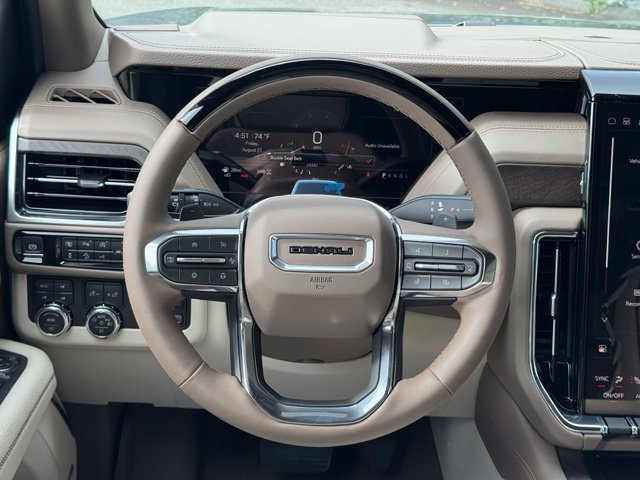 New 2026 GMC Yukon Denali w/ Denali Reserve Package AWD/4WD image 10