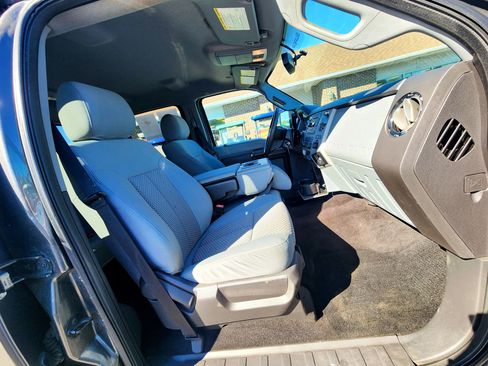 Used 2016 Ford F250 XLT w/ XLT Value Package image 15