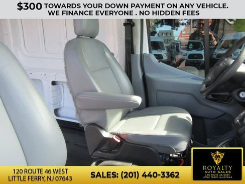 Used 2018 Ford Transit 150 130 Medium Roof image 10