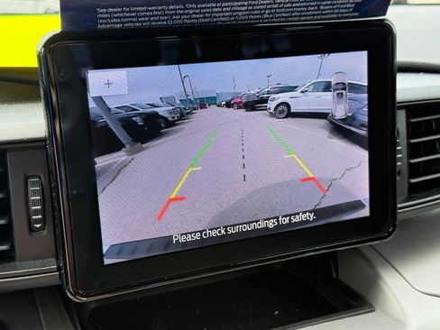 Certified 2022 Ford Explorer XLT image 25