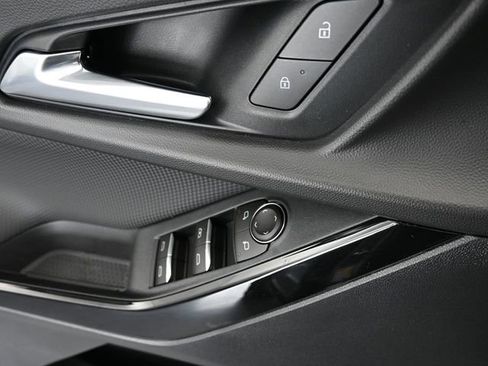 New 2026 Chevrolet Equinox RS FWD image 35