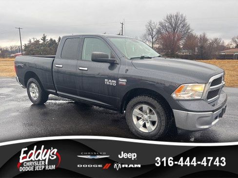 Used 2017 RAM 1500 Classic SLT image 1