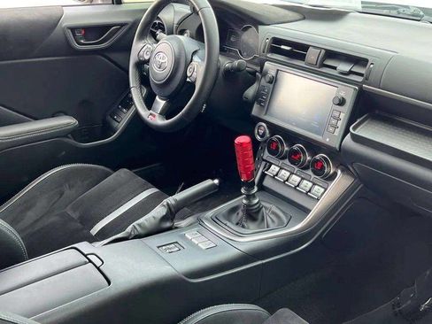 Used 2023 Toyota GR86 Premium RWD image 22