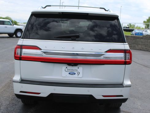 Used 2020 Lincoln Navigator L Reserve w/ Equipment Group 208A Reserve AWD/4WD image 7