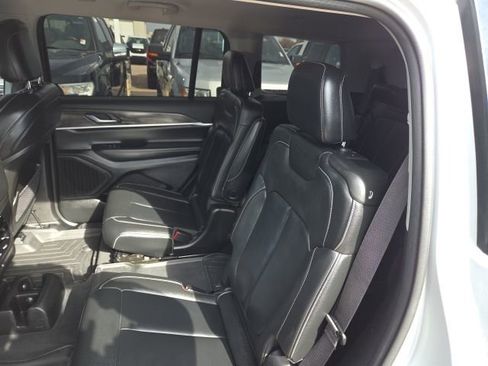 Used 2023 Jeep Grand Cherokee L Limited w/ Trailer Tow Group (B) image 43