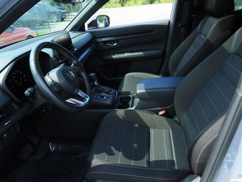 Used 2024 Honda CR-V Sport image 17