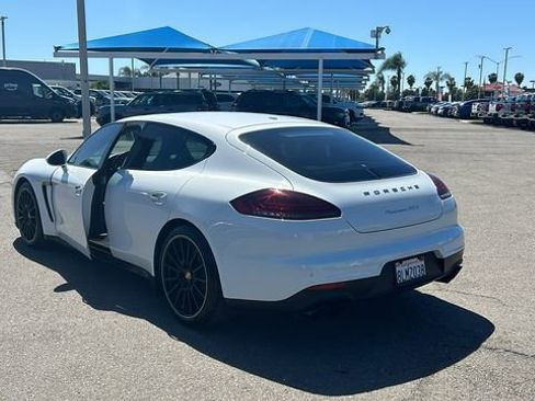 Used 2016 Porsche Panamera GTS AWD/4WD image 5
