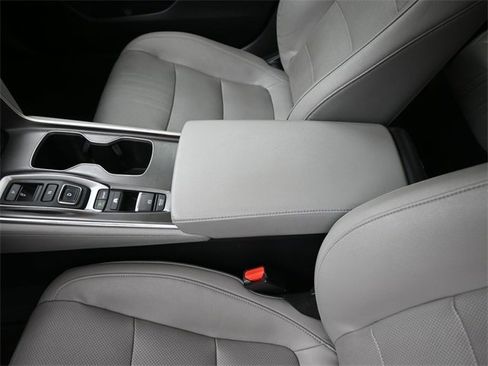 Used 2020 Honda Accord EX-L image 9