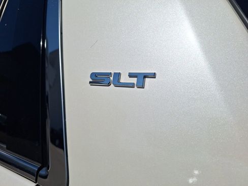 Used 2015 GMC Yukon SLT w/ Open Road Package image 13