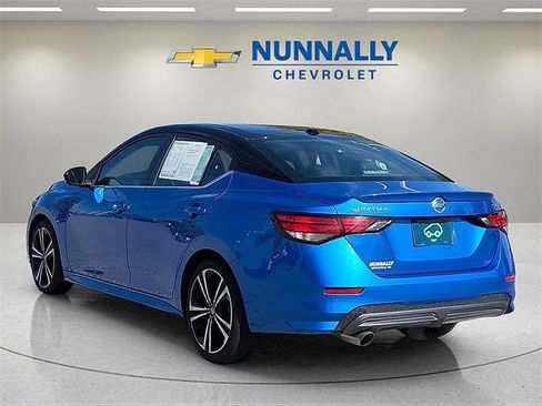 Used 2023 Nissan Sentra SR w/ SR Premium Package image 3