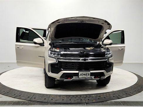 Used 2022 Chevrolet Tahoe Z71 w/ Luxury Package image 10