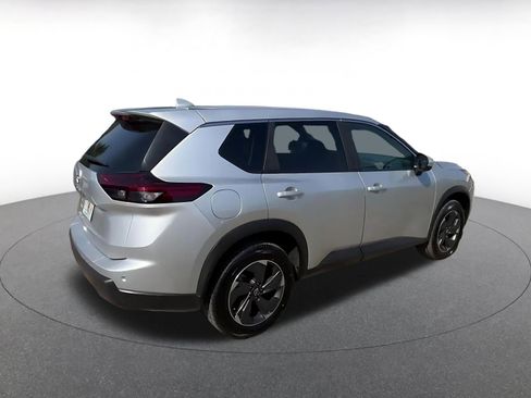 Used 2025 Nissan Rogue SV image 15