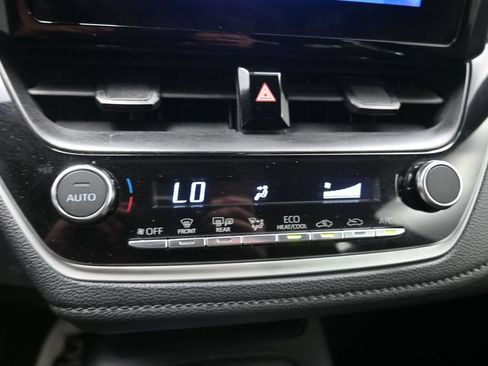 Used 2025 Toyota Corolla SE FWD image 10