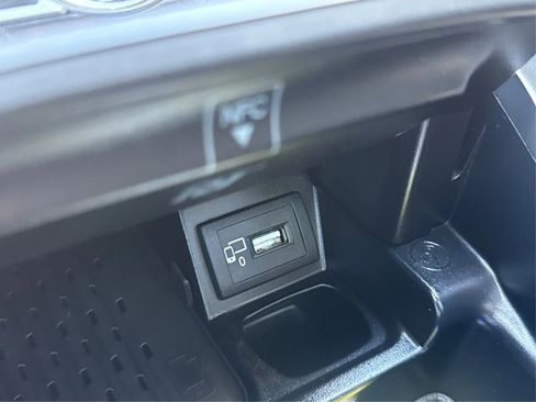 Used 2019 Mercedes-Benz E 450 Coupe image 40