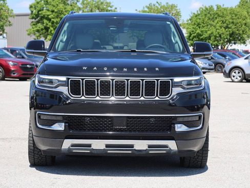 Used 2022 Jeep Wagoneer Series III w/ Premium Group I AWD/4WD image 5
