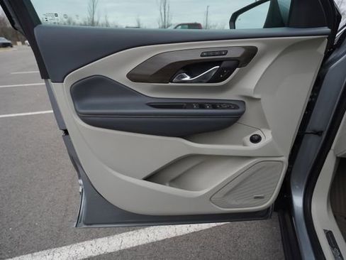 Used 2023 GMC Terrain Denali image 15