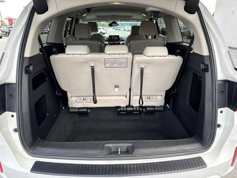 Certified 2025 Honda Odyssey EX-L image 9