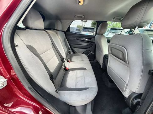 Used 2024 Chevrolet TrailBlazer LT FWD image 25