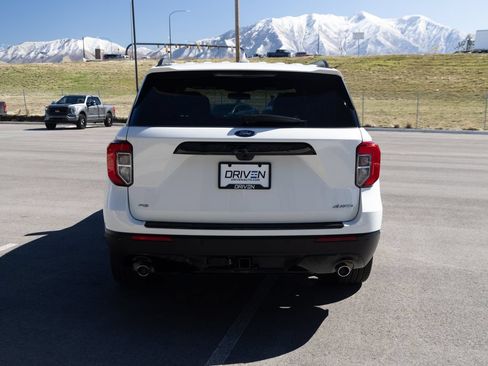 Used 2023 Ford Explorer ST-Line w/ Class IV Trailer Tow Package AWD/4WD image 9
