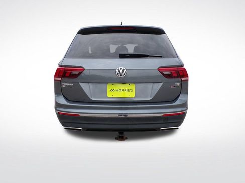 Used 2018 Volkswagen Tiguan SE w/ Panoramic Sunroof Package AWD/4WD image 4