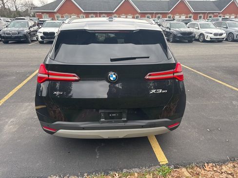 Used 2025 BMW X3 xDrive30i w/ Premium Package image 5