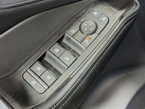 Certified 2026 Nissan Rogue SV FWD image 18