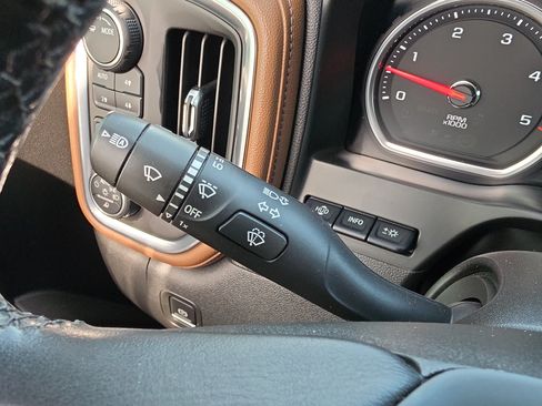 Used 2021 Chevrolet Silverado 3500 High Country AWD/4WD image 22
